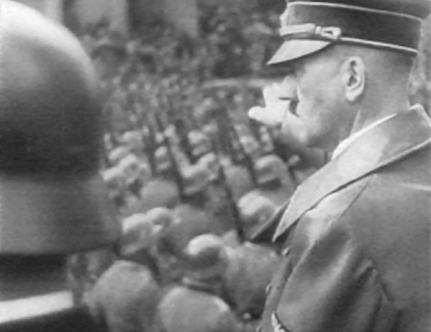 ZDJĘCIA HITLERA - Adolf_Hitler_grt_die_Wehrmacht.jpg